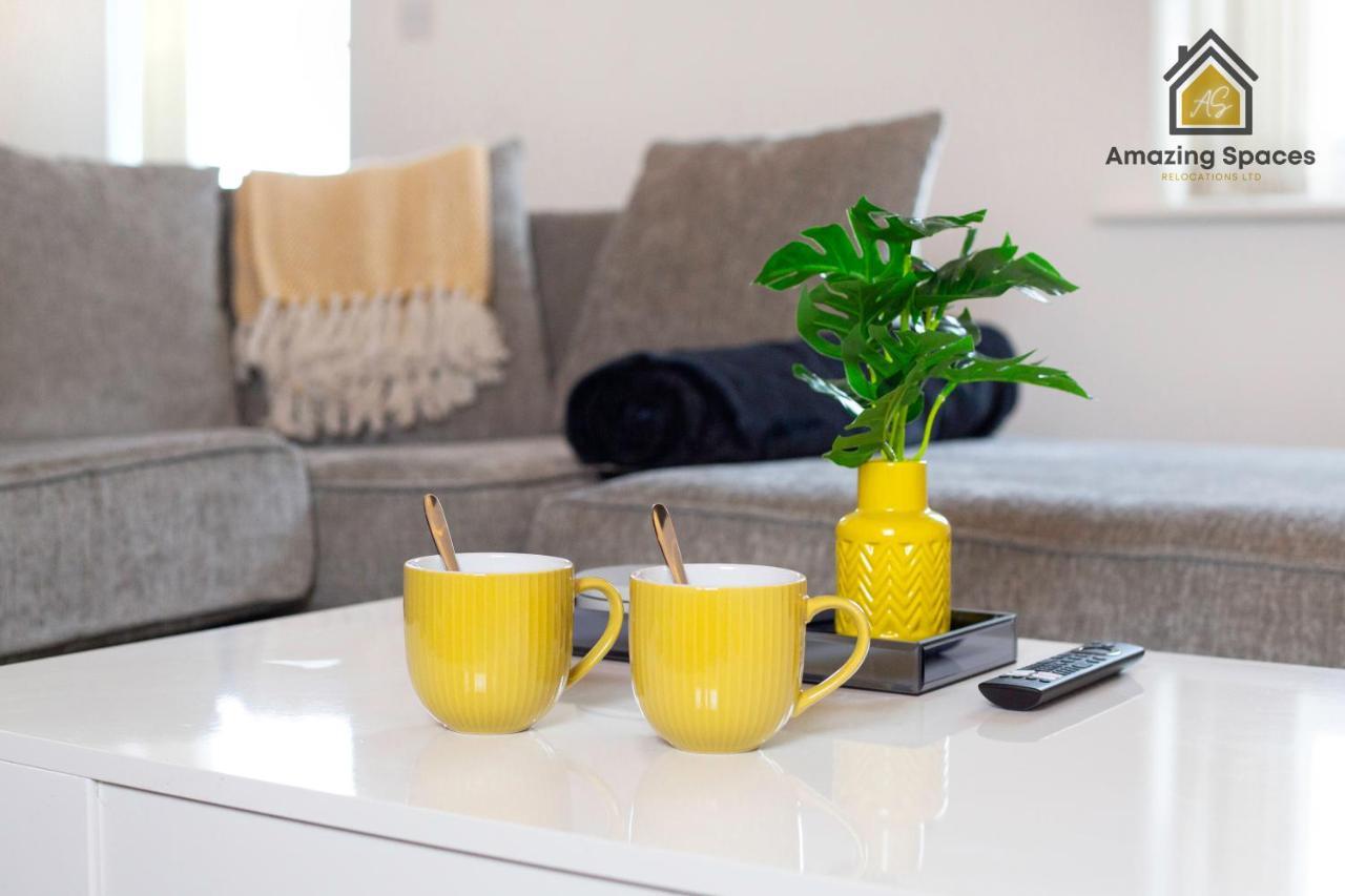 Large Unique 2 Bedroom Duplex Apartment With Private Parking & Free Wifi - Vat Qualifying By Amazing Spaces Relocations Ltd Warrington  Ngoại thất bức ảnh